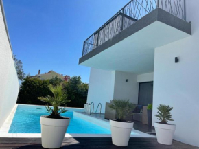 Holiday House SEAMARE II